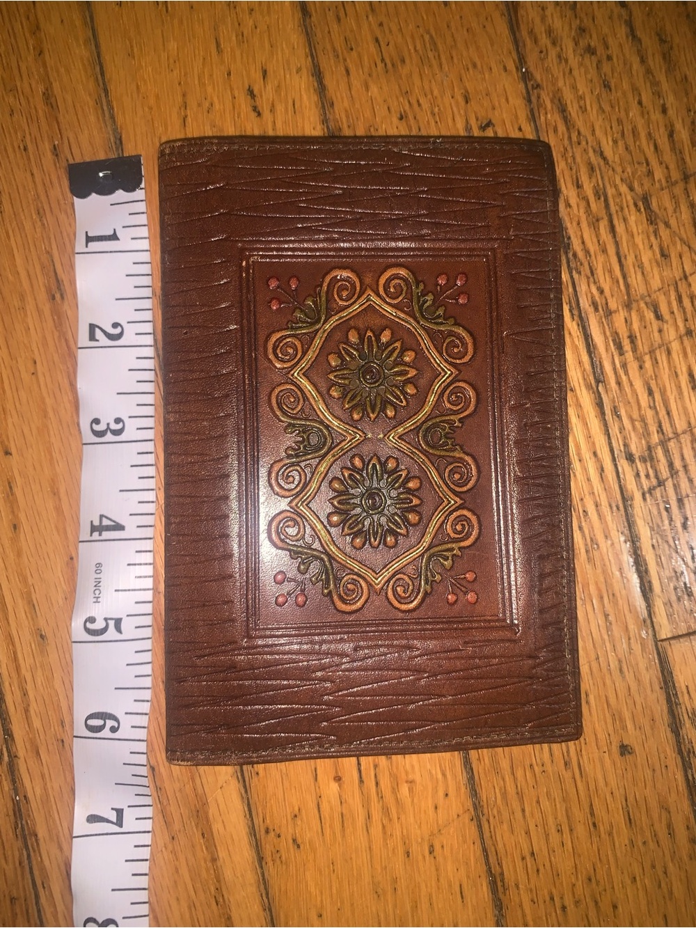 Leather passport holder - Picture 3 of 15